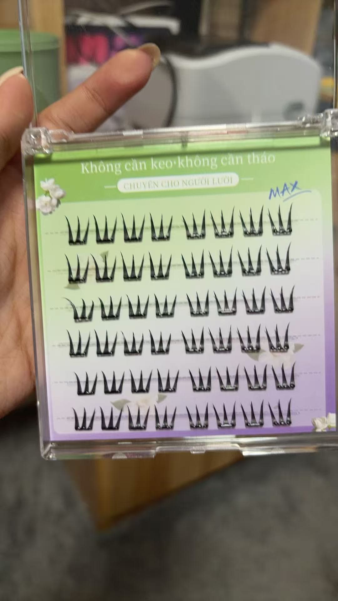 Actual Girl Group 1.0 lash sample, photographed on 21 September 2026